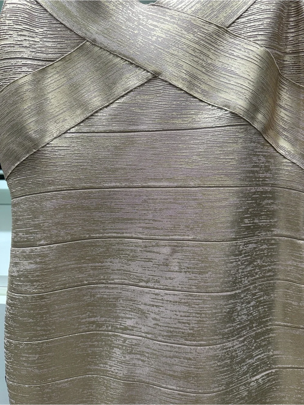 Herv Leger Sleeveless Metallic Rose Gold Bandage Dress - Picture 5 of 7
